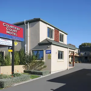 Motel Courtesy Court